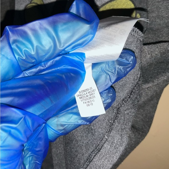 Disney + Old Navy: Mickey Mouse Gender-Neutral T-Shirt | Dracula Mickey | Size:L - Picture 6 of 6